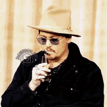 Johnny Depp Straw GIF - Johnny Depp Straw Drink GIFs