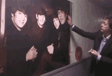 The Beatles Paul Mc Cartney GIF - The Beatles Paul Mc Cartney John Lennon GIFs