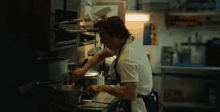 The Bear Tv Show Jeremy Allen White GIF - The Bear Tv Show Jeremy Allen White Stirring The Pot GIFs