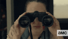 Alycia-debnam-carey Binoculars GIF - Alycia-debnam-carey Binoculars GIFs