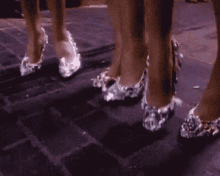 Shoes Sparkle GIF - Shoes Sparkle Dance GIFs