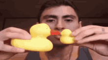 Martin Cabello Duck GIF - Martin Cabello Duck Kiss GIFs