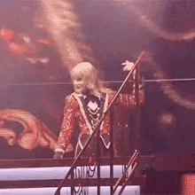 Taylor Swift Red Tour GIF - Taylor Swift Red Tour Bye GIFs