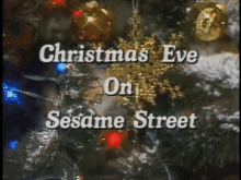 Christmas Eve On Sesame Street Muppets GIF - Christmas Eve On Sesame Street Christmas Eve Sesame Street GIFs