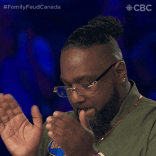 Clapping Brandon GIF - Clapping Brandon Family Feud Canada GIFs
