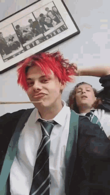 Yungblud Hp Yungblud Tom Jack GIF - Yungblud Hp Yungblud Tom Jack Yungblud Dumb GIFs