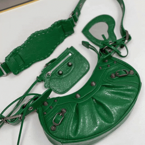 Aaa Replica Bags Fake Designer Bags GIF - Aaa Replica Bags Fake Designer  Bags - Discover & Share GIFs