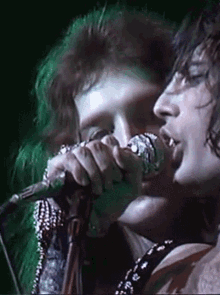 Freddie Mercury 70s GIF - Freddie Mercury 70s Queen GIFs