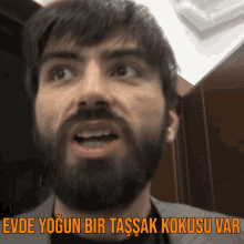 Deep Turkish Web Sapık Ismet GIF - Deep Turkish Web Sapık Ismet Evde Yoğun Bir Taşşak Kokusu Var GIFs