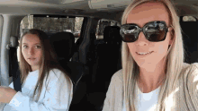 Mother Daughter Smiling GIF - Mother Daughter Smiling Happy GIFs