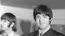 Paul Mccartney Ringo Starr GIF - Paul Mccartney Ringo Starr The Beatles GIFs