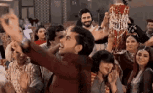 Suno Chanda Dance GIF - Suno Chanda Dance Weekend Vibes GIFs