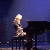 Taylor Swift Swiftgif GIF - Taylor Swift Swiftgif Piano GIFs