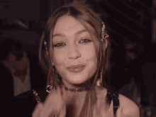 Gigihadidperu Gigi Hadid GIF - Gigihadidperu Gigi Hadid Versace Backstage GIFs