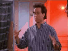 Seinfeld Shake GIF - Seinfeld Shake Shake It Off GIFs