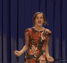 Emma Watson Dancing GIF - Emma Watson Dancing Wiggle Dance GIFs