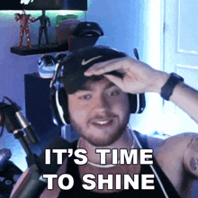It'S Time To Shine Evan Moore GIF - It'S Time To Shine Evan Moore Superevan GIFs