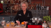 How To Make Spiked Iced Tea Punch GIF - Spiked Iced Tea Drinks Punch GIFs