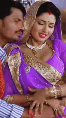 Iduppu Bhojpuri Navel GIF - Iduppu Bhojpuri Navel Navel Kiss GIFs