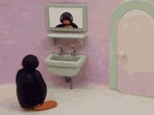 Pingu Pingu Mirror GIF - Pingu Pingu Mirror Shuaberrie GIFs