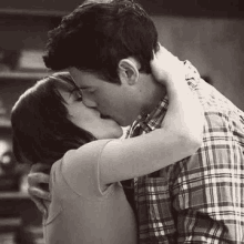 Kiss Love GIF - Kiss Love Glee GIFs