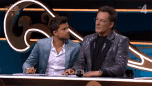 Staring Each Other Gerard Joling GIF - Staring Each Other Gerard Joling Buddy Vedder GIFs