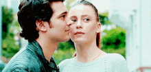 Beso Surprise GIF