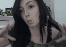 Carolzinha Pout GIF - Carolzinha Pout Selfie GIFs