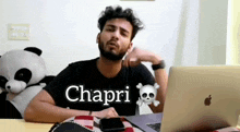 Chapri Andhbhakt Andbhakt GIF - Chapri Andhbhakt Andbhakt Elvish Chapri GIFs