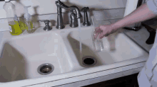 Science Time: Let'S Boil Some Water With Ice. GIF - Science Boiling Water GIFs