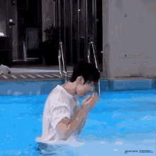 Got7 Park Jinyoung GIF - Got7 Park Jinyoung Swimming GIFs