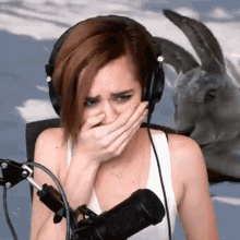 Omg Scared GIF - Omg Scared Cover Face GIFs