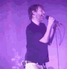 Thom Yorke Radiohead GIF - Thom Yorke Radiohead Trash GIFs