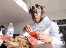 Eating Fries French Fries GIF - Eating Fries French Fries Swallow GIFs