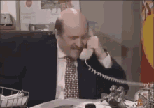 Agustin Gonzalez Los Ladrones Van A La Oficina GIF