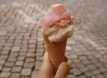 Partiu Sorveteria / Esse Dia Pede Um Sorvete GIF - Ice Cream Ice Cream Shop GIFs