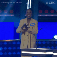 Cheering Family Feud Canada GIF - Cheering Family Feud Canada Applauding GIFs
