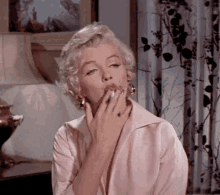 Marliyn Monroe Movies GIF - Marliyn Monroe Movies Aesthetic GIFs