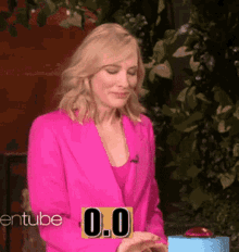 Cate Blanchett Pink Suit GIF - Cate Blanchett Pink Suit Smile GIFs
