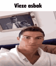 Vieze Asbak GIF - Vieze Asbak Ronaldo GIFs