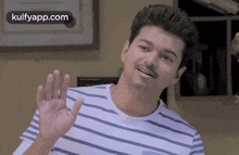 bye waveing hand thalapathy vijay happy face searching