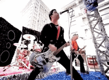 Green Day Minority GIF - Green Day Minority Lennye GIFs