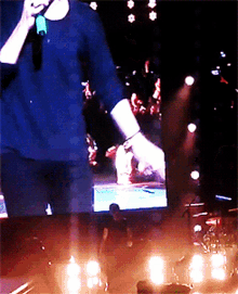Harry Styles Hot GIF - Harry Styles Hot Singing GIFs
