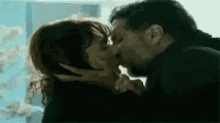 Kiss Isabel GIF - Kiss Isabel Cristina GIFs