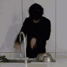 Softnte Jungkook Cleaning Dishes GIF - Softnte Jungkook Cleaning Dishes GIFs