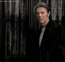 Bowie Shhhh GIF - Bowie Shhhh Boom GIFs