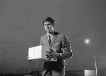 Anthony Perkins Uh GIF - Anthony Perkins Uh Well GIFs