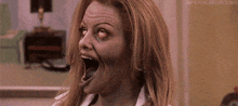 Jenny Mccarthy Scary Movie Two GIF - Jenny Mccarthy Scary Movie Two Ring Face GIFs