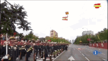 Paracaidista España GIF - Paracaidista España Desfile GIFs