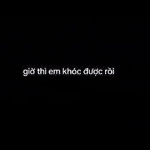 a black background with a white text in a foreign language .